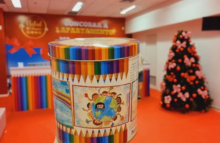 Shopping Bela Vista traz para o Natal panetone comemorativo com latas personalizadas por crianças da OSID