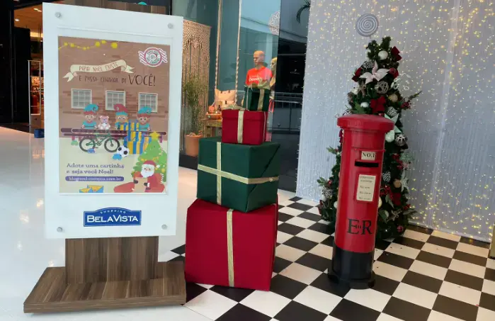 Shopping Bela Vista monta ponto de adoção de cartinhas do Papai Noel dos Correios 
