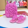 Max Kids – Bolsa de coração + Sandália de coração: R$89,90